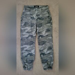 Express Camo Straight High Rise Crop Denim